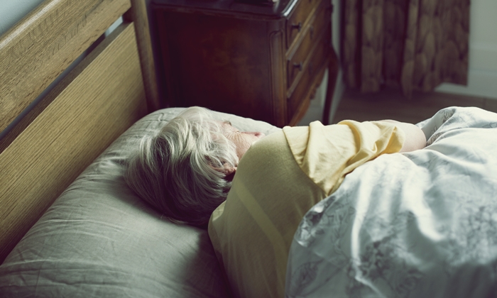 ผู้สูงอายุนอนไม่หลับ สามารถแก้ไขได้หรือไม่? 