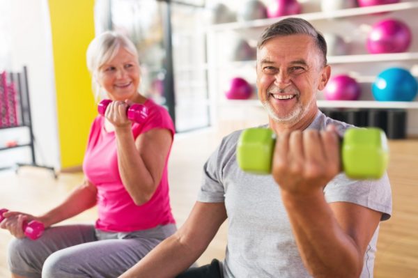 ผู้สูงอายุ ออกกำลังกายอย่างไรจึงพอเหมาะพอดี ไม่เกิดการบาดเจ็บ